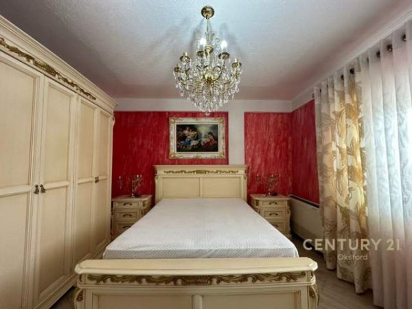 Tirane, jepet me qera apartament 2+1 Kati 3, 100 m² 650 Euro (Komuna e Parisit)