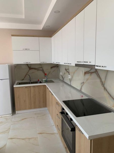 Tirane, jepet me qera apartament 2+1 Kati 7, 100 m² 350 Euro (Kamez)