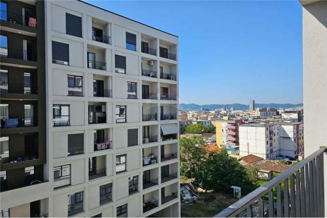 Tirane, jepet me qera apartament 1+1+BLK Kati 5, 69 m² 400 Euro (Qsut)