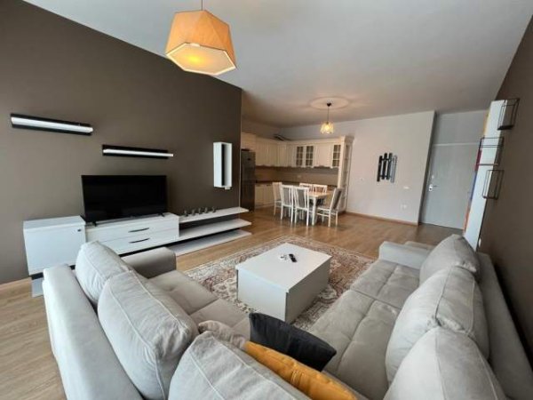 Tirane, jepet me qera apartament Kati 2, 90 m² 450 Euro (kopshti botanik)