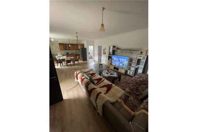 Tirane, shitet apartament 2+1+A+BLK Kati 1, 104 m² 136.000 Euro (Parku Olimpik - Komuna e Parisit)