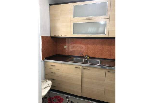 Tirane, shitet apartament 1+1+BLK Kati 0, 56 m² 95.000 Euro (Ali Demi)