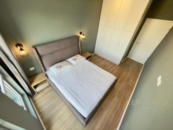 Tirane, jepet me qera apartament 1+1+BLK Kati 8, 62 m² 550 Euro (21 Dhjetori)