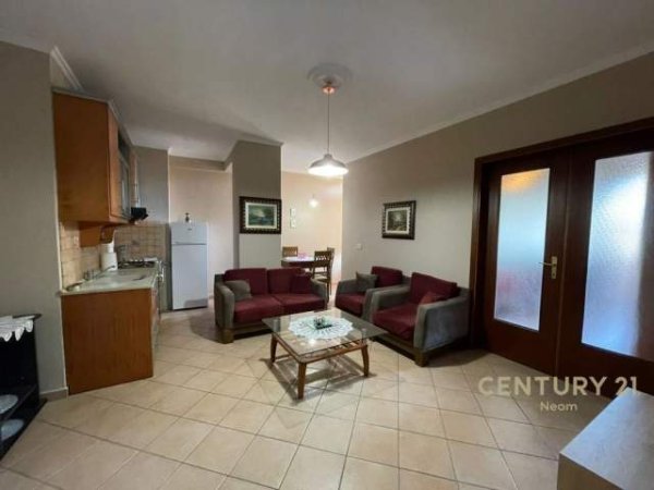 Tirane, jepet me qera apartament 1+1+BLK Kati 2, 450 Euro (Sheshi Wilson)