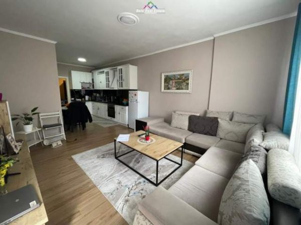 Tirane, shes apartament 1+1+BLK Kati 4, 75 m² 75.000 Euro (Yzberisht)