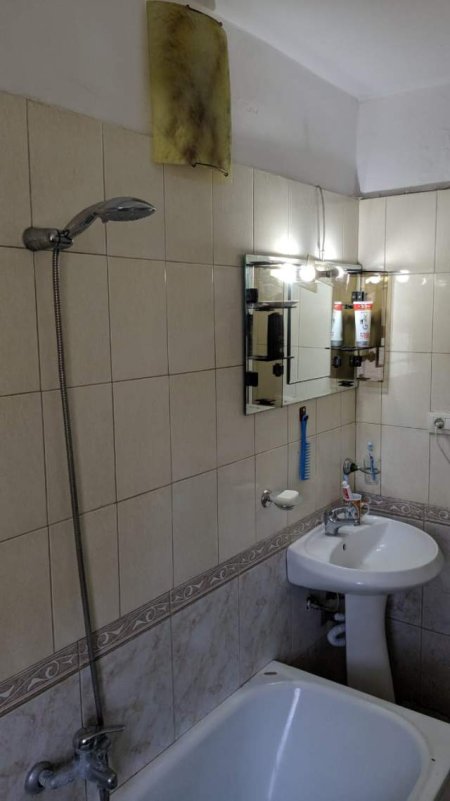 Tirane, jepet me qera apartament 2+1+BLK Kati 5, 75 m² 40.000 Leke (prane karburant Alpeti)