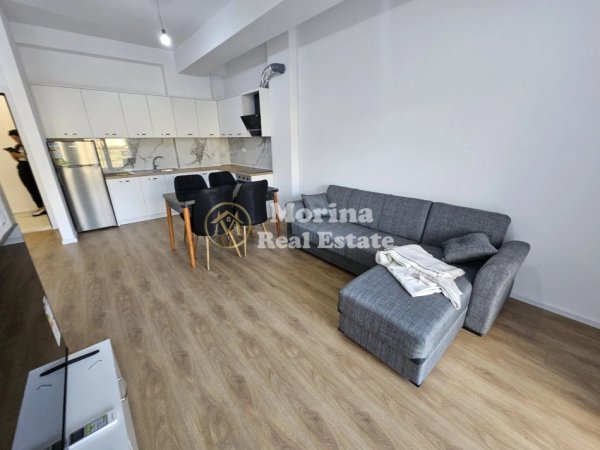 Tirane, jepet me qera apartament 1+1 Kati 4, 60 m² 400 € (Ali Demi, Rezidenca Kaimi)