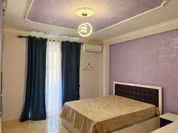 Tirane, jepet me qera apartament 1+1+Ballkon Kati 7, 92 m² 550 € (don bosko)