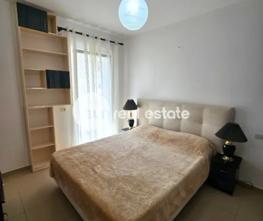 Shkoder, jepet me qera apartament 1+1+Ballkon Kati 2, 60 m² 400 € (GJUHADOL)