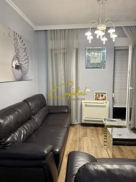 Tirane, shitet apartament 1+1 Kati 3, 60 m² 172.000 € (21 DHJETORI)