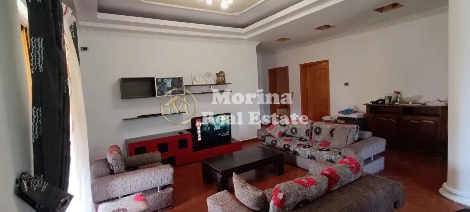 Tirane, jepet me qera shtepi 3+1+Ballkon Kati 2, 120 m² 500 € (Poligrafiku)