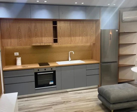 Tirane, jepet me qera apartament 1+1 Kati 5, 60 m² 650 € (prane shkolles Servete Maci)