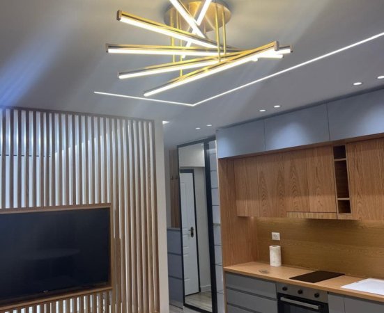 Tirane, jepet me qera apartament 1+1 Kati 5, 60 m² 650 € (prane shkolles Servete Maci)