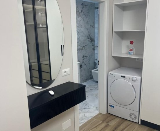 Tirane, jepet me qera apartament 1+1 Kati 5, 60 m² 650 € (prane shkolles Servete Maci)