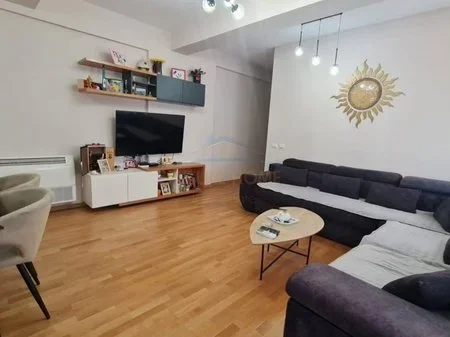 Tirane, shitet apartament 2+1 Kati 5, 89 m² 205.000 € 