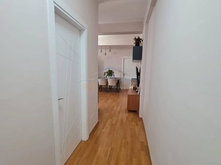 Tirane, shitet apartament 2+1 Kati 5, 89 m² 205.000 € 