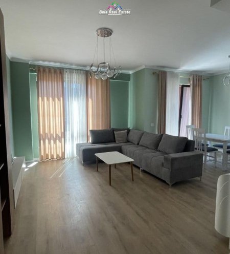 Tirane, jepet me qera apartament 2+1+Ballkon Kati 4, 110 m² 1.200 € (Rruga Besim Imami)