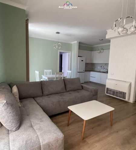 Tirane, jepet me qera apartament 2+1+Ballkon Kati 4, 110 m² 1.200 € (Rruga Besim Imami)