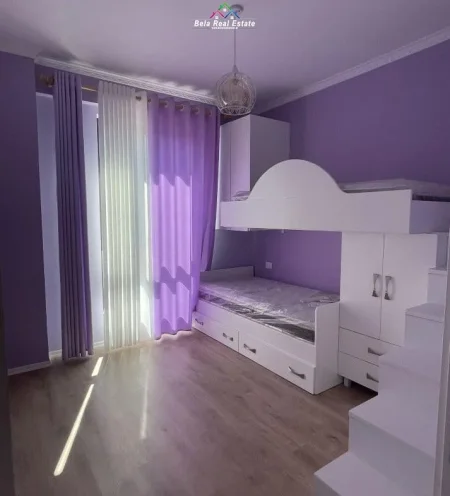 Tirane, jepet me qera apartament 2+1+Ballkon Kati 4, 110 m² 1.200 € (Rruga Besim Imami)