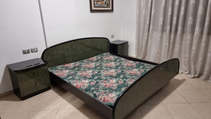 Tirane, jepet me qera apartament 1+1+Ballkon Kati 5, 68 m² 500 € (rruga haxhi hysen dalliu prane prokurorise)