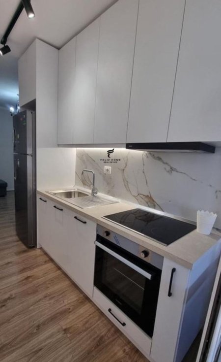 Tirane, jepet me qera apartament 1+1 , 60 m² 550 € (DON BOSKO)