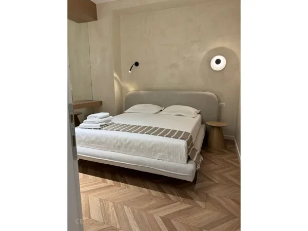 Tirane, shitet apartament 1+1 Kati 2, 70 m² 220.000 € (Garden Building)