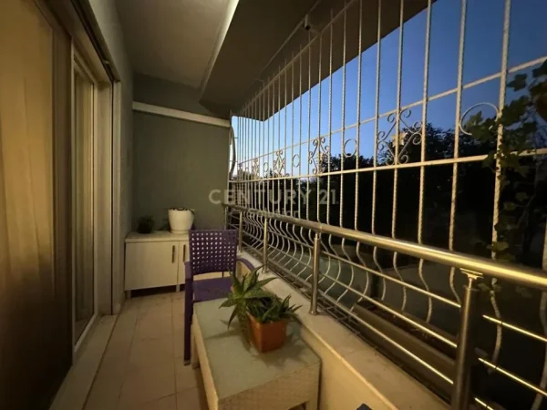 Tirane, jepet me qera apartament 2+1+Aneks+Ballkon Kati 2, 110 m² 600 € (Kopshti Botanik)