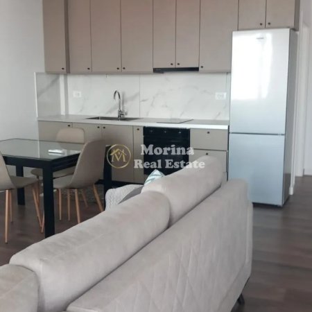 Tirane, jepet me qera shtepi 1+1+Ballkon Kati 1, 65 m² 400 € (Ali Demi)