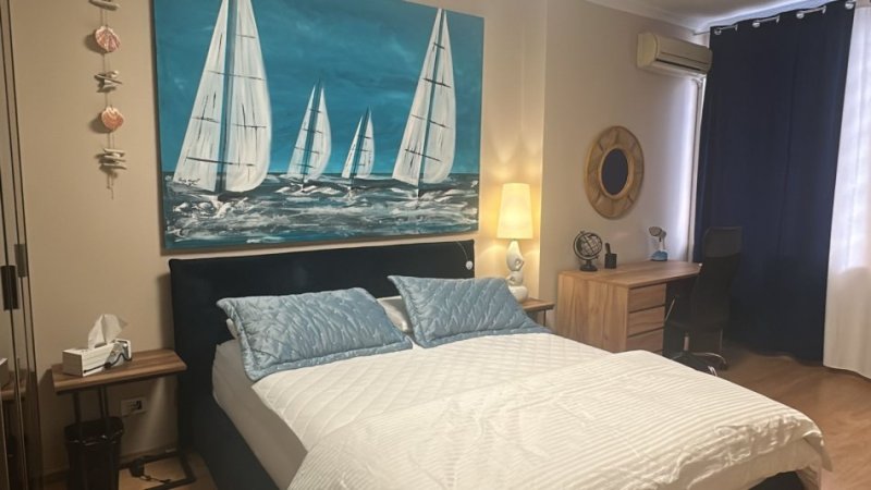 Tirane, jepet me qera apartament 2+1 Kati 4, 750 € 