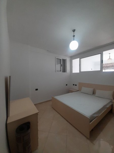 Tirane, jepet me qera apartament 2+1 Kati 4, 87 m² 450 € (Vila L, Astir, Tiranë.)
