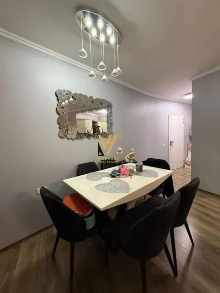 Tirane, shitet apartament 1+1+Ballkon Kati 4, 58 m² 170.000 € (21 DHJETORI)