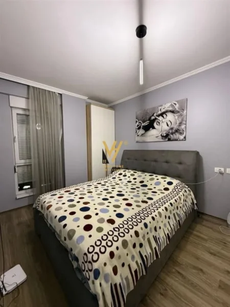 Tirane, shitet apartament 1+1+Ballkon Kati 4, 58 m² 170.000 € (21 DHJETORI)