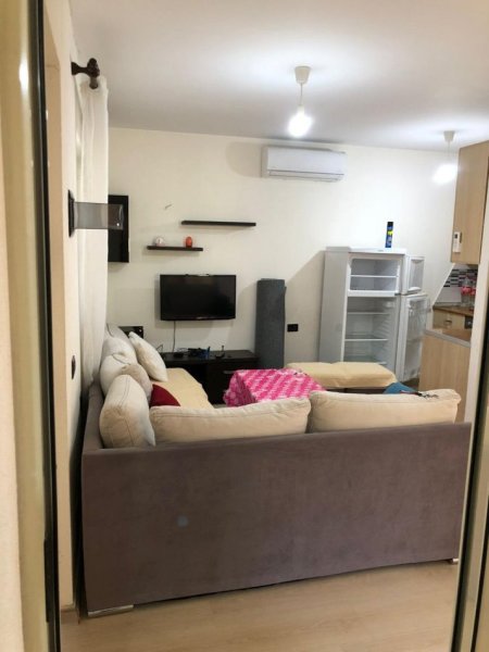 Tirane, shitet shtepi 1 Katshe Kati 1, 275 m² 115.000 € (MEZEZ)