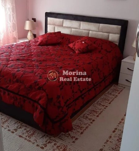 jepet me qera apartament 2+1+Ballkon Kati 3, 105 m² 550 € (Pazari i Ri)