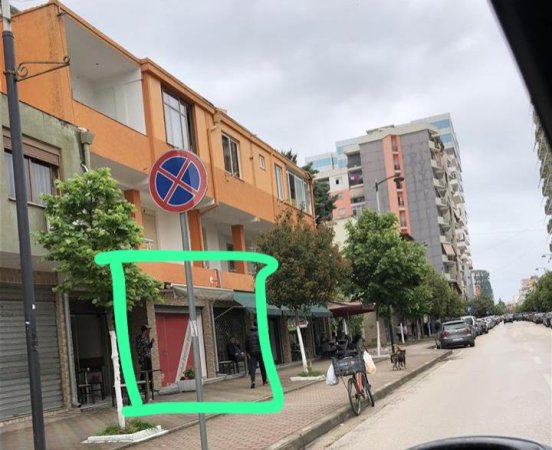 Fier, shitet ambjent biznesi Kati 0, 38 m² 99.000 € (Rruga Dervish Hekali (300m) nga qendra)