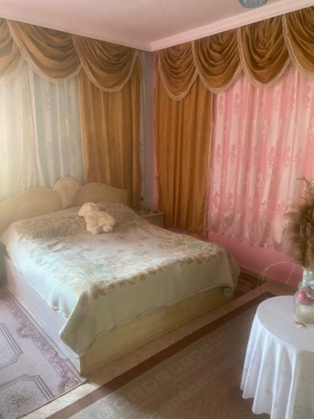 🏠 Jepet me Qera Hyrje Private 2+1  tek Siri Kodra 5 minuta me Stacionin e Trenit , Kati 2, 100 m² 500 €URO