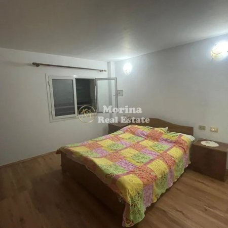 Tirane, jepet me qera shtepi 2+1 Kati 1, 150 m² 380 € (Rruga 5 Maji)