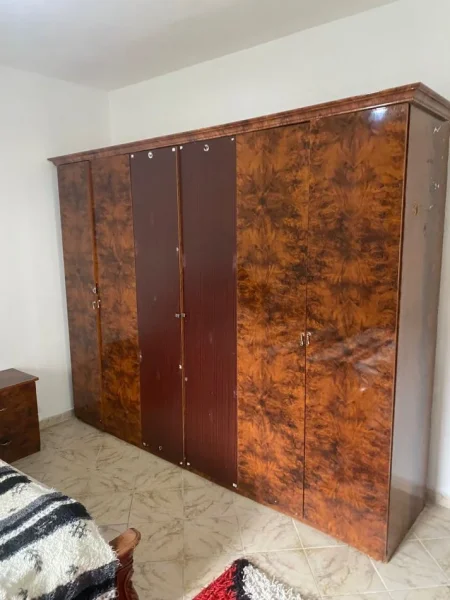 Jepet me Qera Hyrje 2+1 në Shtëpi Private, afër QSUT ,Kati 1, 80 m² 450 €URO