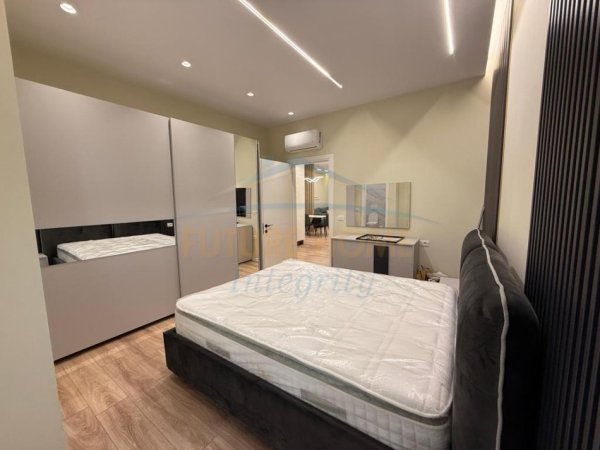 Tirane, shitet apartament 2+1+Ballkon Kati 1, 112 m² 256.000 € (Ali Demi)