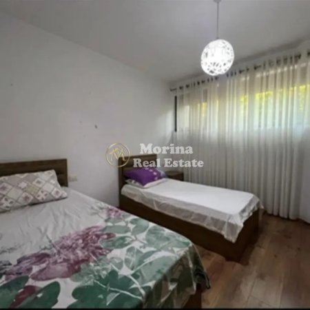 Tirane, jepet me qera apartament 2+1+Ballkon Kati 2, 94 m² 750 € (Kopshti Botanik)