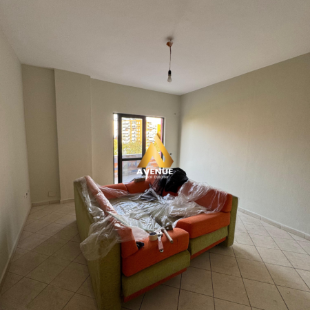 Green and White Minimalist House for Sale Facebook Post - 2025-10-13T161213.075.png