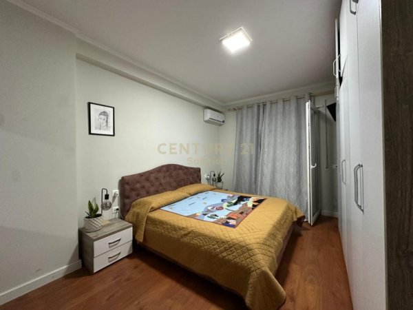 Tirane, jap me qera apartament 2+1 , 100 m² 600 € (Kopshti Botanik)