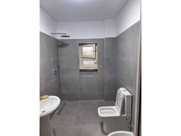 Tirane, jap me qera 2+1 Kati 2, 78 m² 600 € (Rr. Fortuzi)