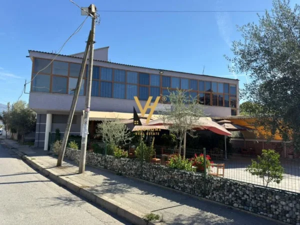 Tirane, jepet me qera ambjent biznesi Kati 0, 500 m² 4.000 € (KASHAR)