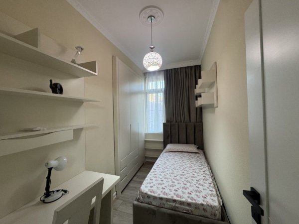 Tirane, jepet me qera apartament 3+1+Ballkon Kati 2, 92 m² 1.050 € (SHESHI WILLSON)