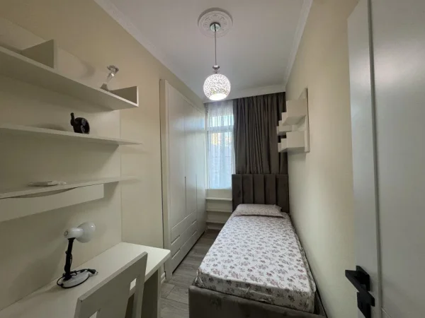 Tirane, jepet me qera apartament 3+1+Ballkon Kati 2, 92 m² 1.050 € (SHESHI WILLSON)