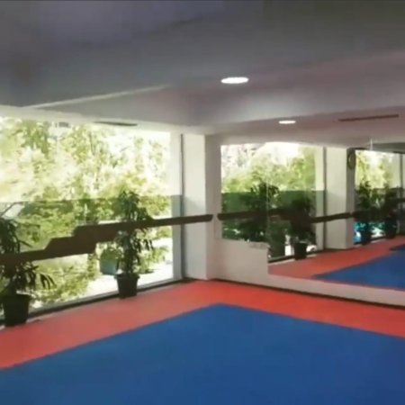 Tirane, jepet me qera zyre Kati 2, 200 m² 3.500 € (RRUGA SAMI FRASHERI)