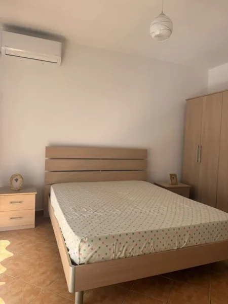 Tirane, jepet me qera apartament 2+1+Ballkon Kati 7, 100 m² 550 € (ASTIR)