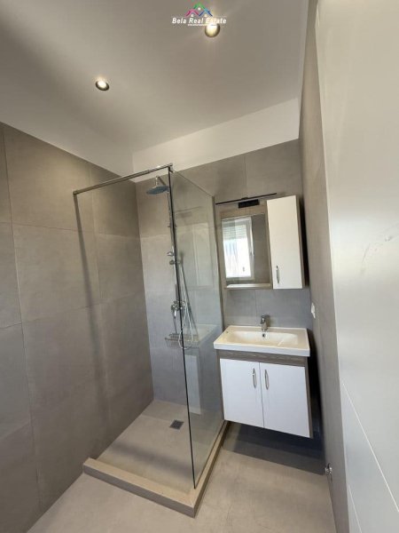 Tirane, jepet me qera apartament 2+1+Ballkon Kati 7, 86 m² 650 € (5 maji)