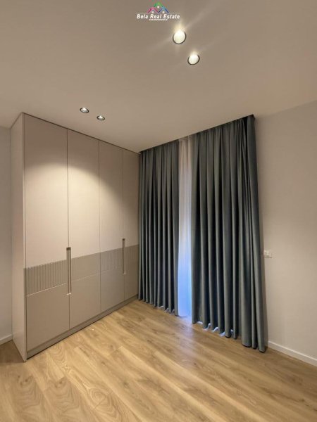 Tirane, jepet me qera apartament 2+1+Ballkon Kati 7, 86 m² 650 € (5 maji)